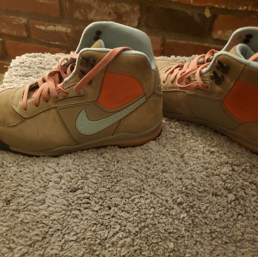 Nike  Gym shoe